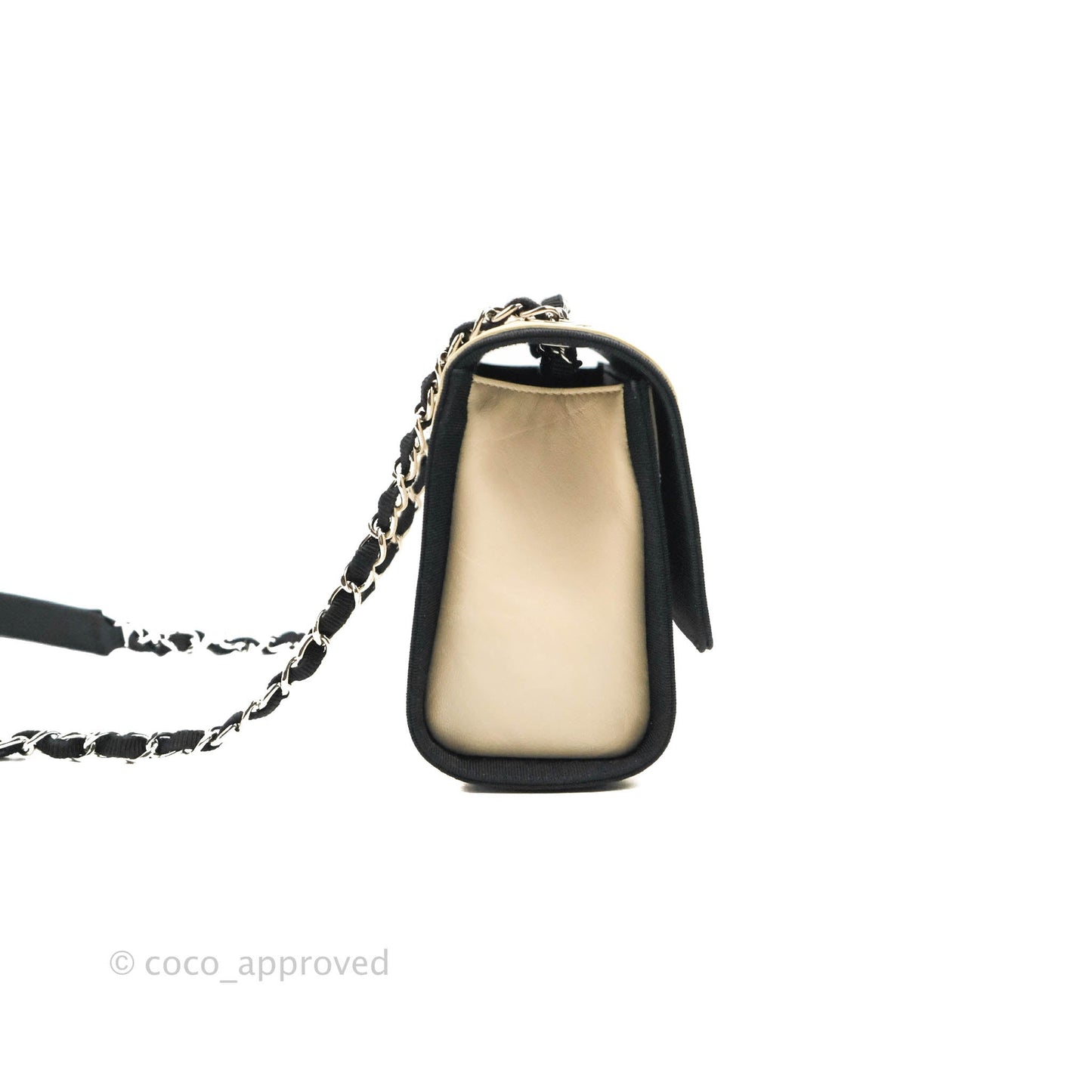 Chanel Flat Quilted Flap Bag Light Beige Grosgrain Ribbon Crumpled Calfskin Silver Hardware 18S