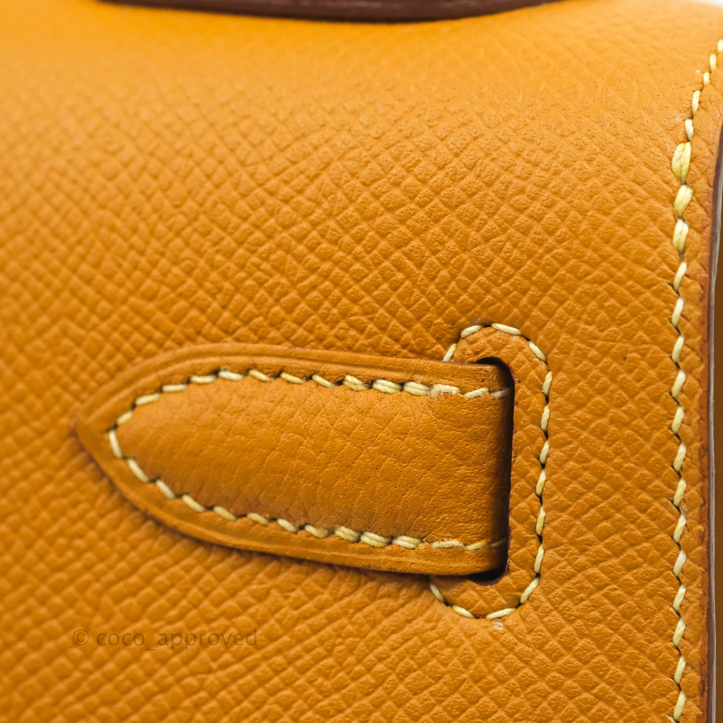 Hermès Vintage Kelly 28 Gold Epsom Gold Hardware