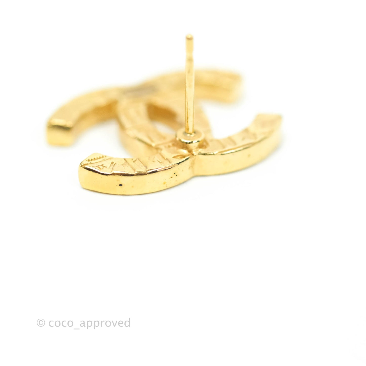 Chanel CC Hieroglyphs Earrings Gold Tone 19A