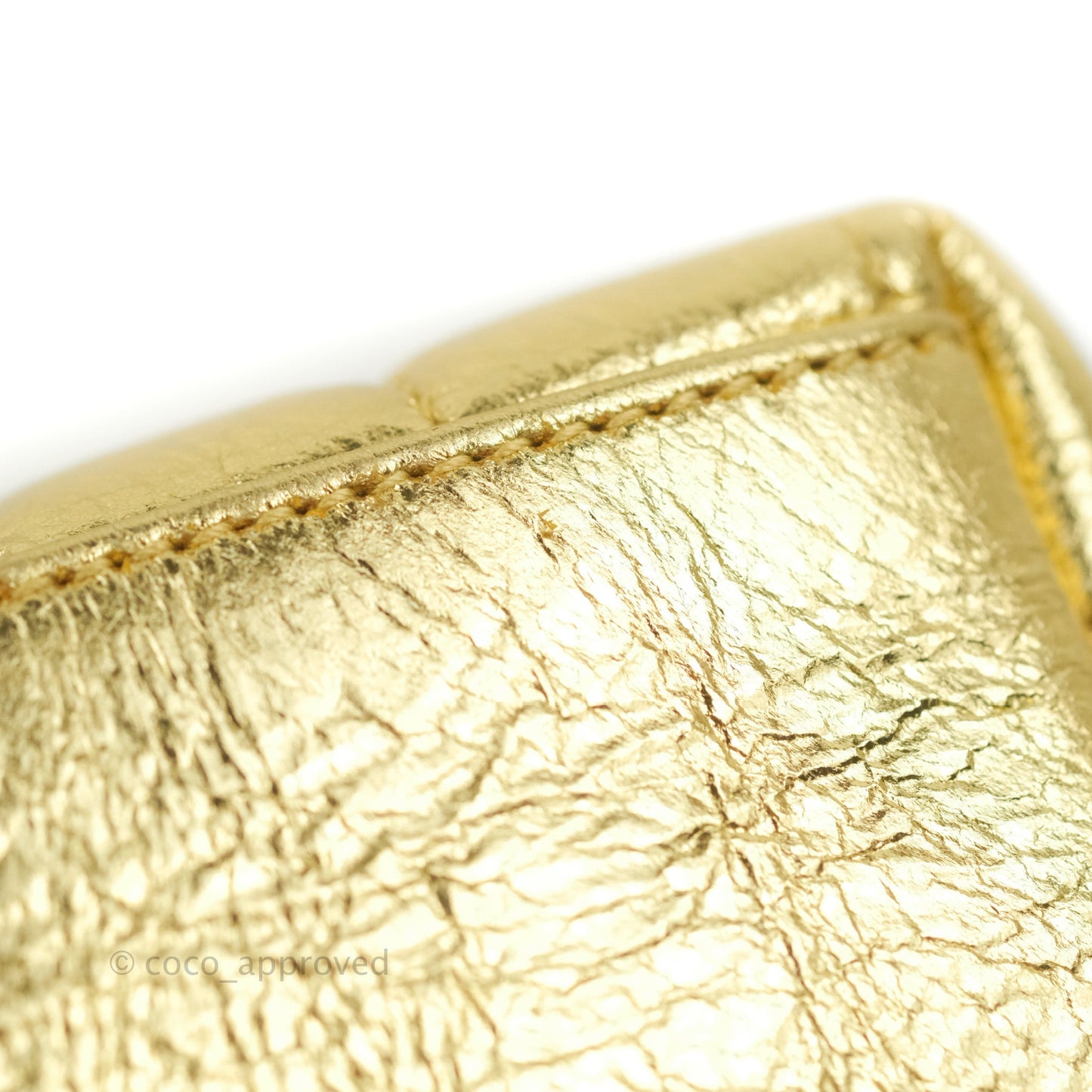 Saint Laurent Loulou Small Bag Metallic Gold Gold Hardware