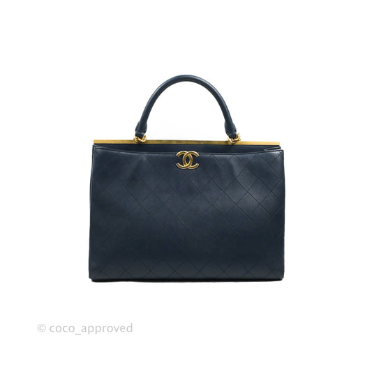 Chanel Flat Quilted Coco Luxe Large Shopping Bag Navy Aged Gold Hardware 18P