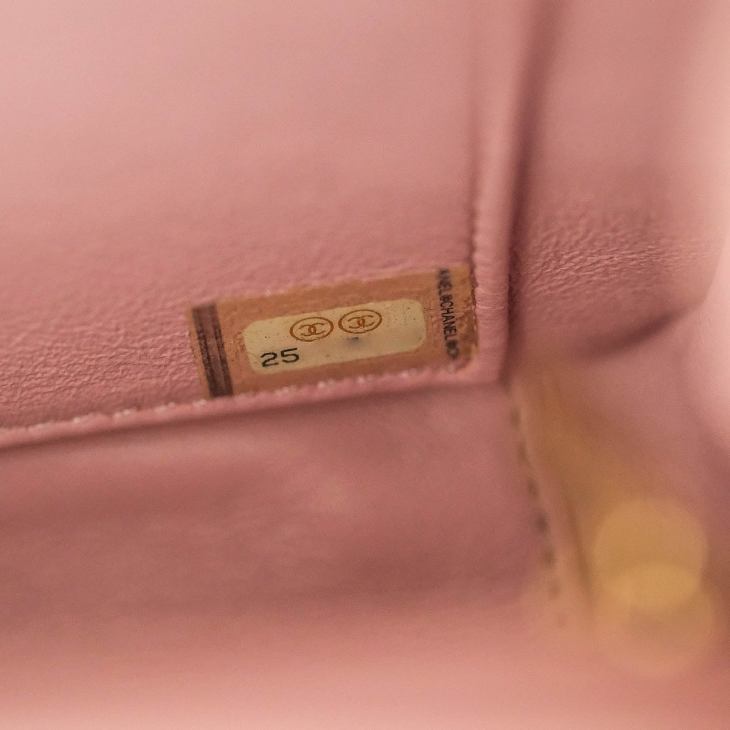 Chanel Quilted Medium Business Affinity Flap Pink Caviar Gold Hardware