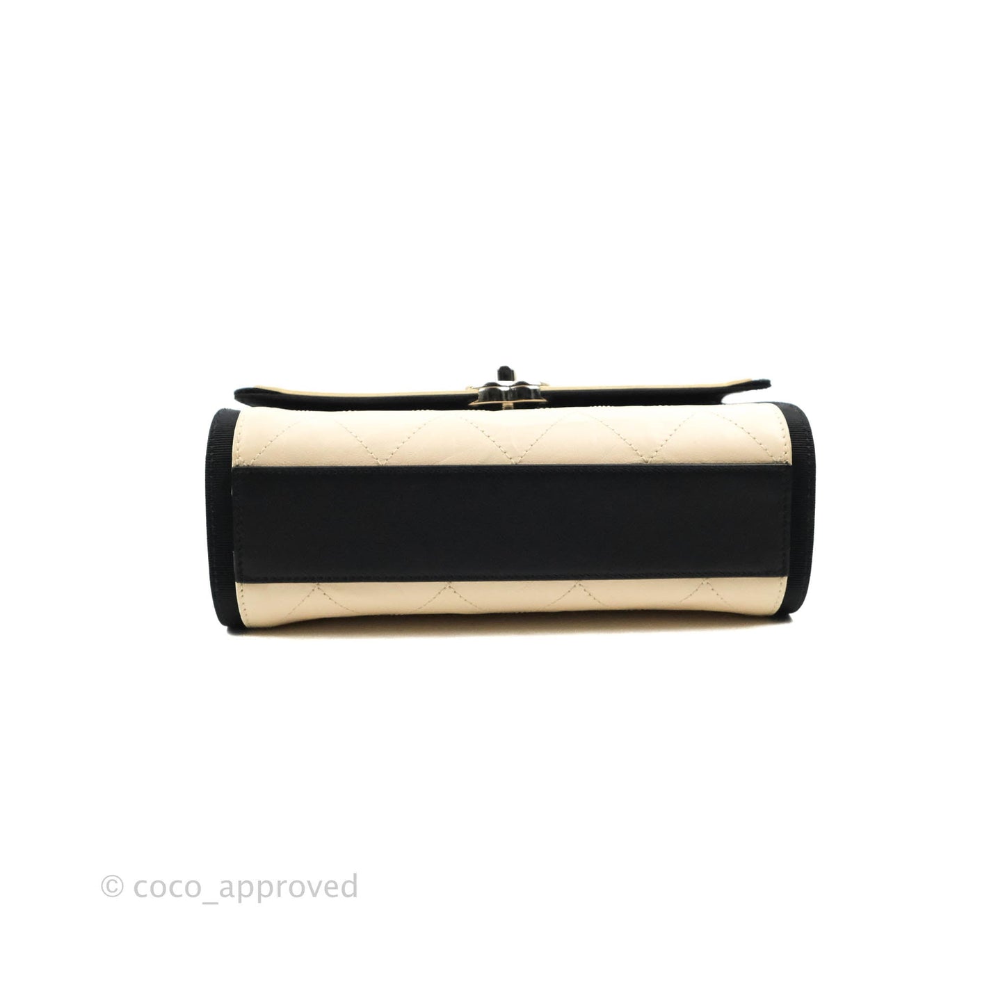 Chanel Flat Quilted Flap Bag Light Beige Grosgrain Ribbon Crumpled Calfskin Silver Hardware 18S