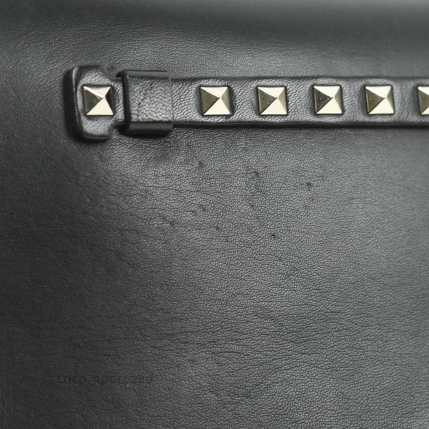 Valentino Nappa Rockstud Wristlet Clutch Black