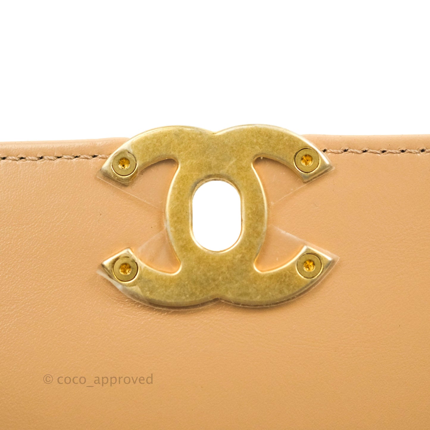Chanel Quilted Mini Perfect Fit Adjustable Beige Calfskin Gold Hardware 21A