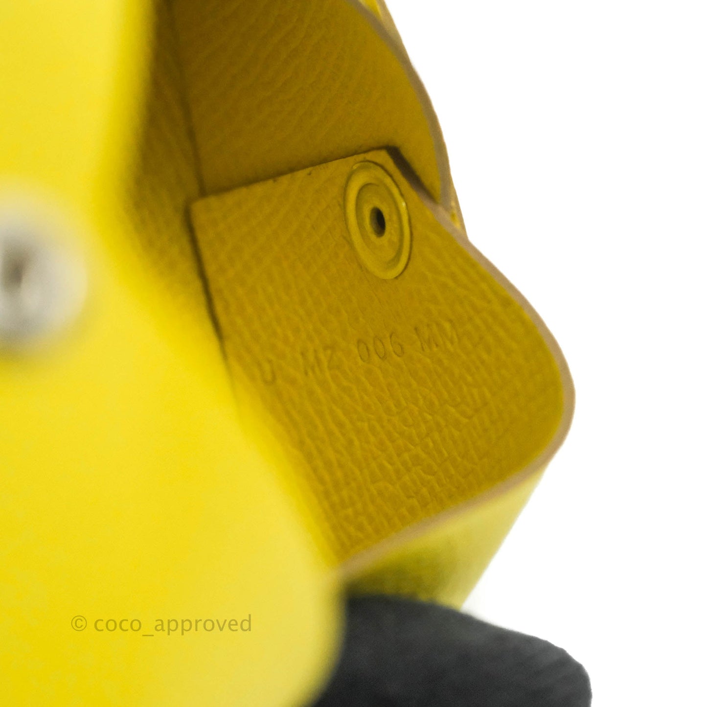 Hermès Calvi Card Holder Epsom Yellow