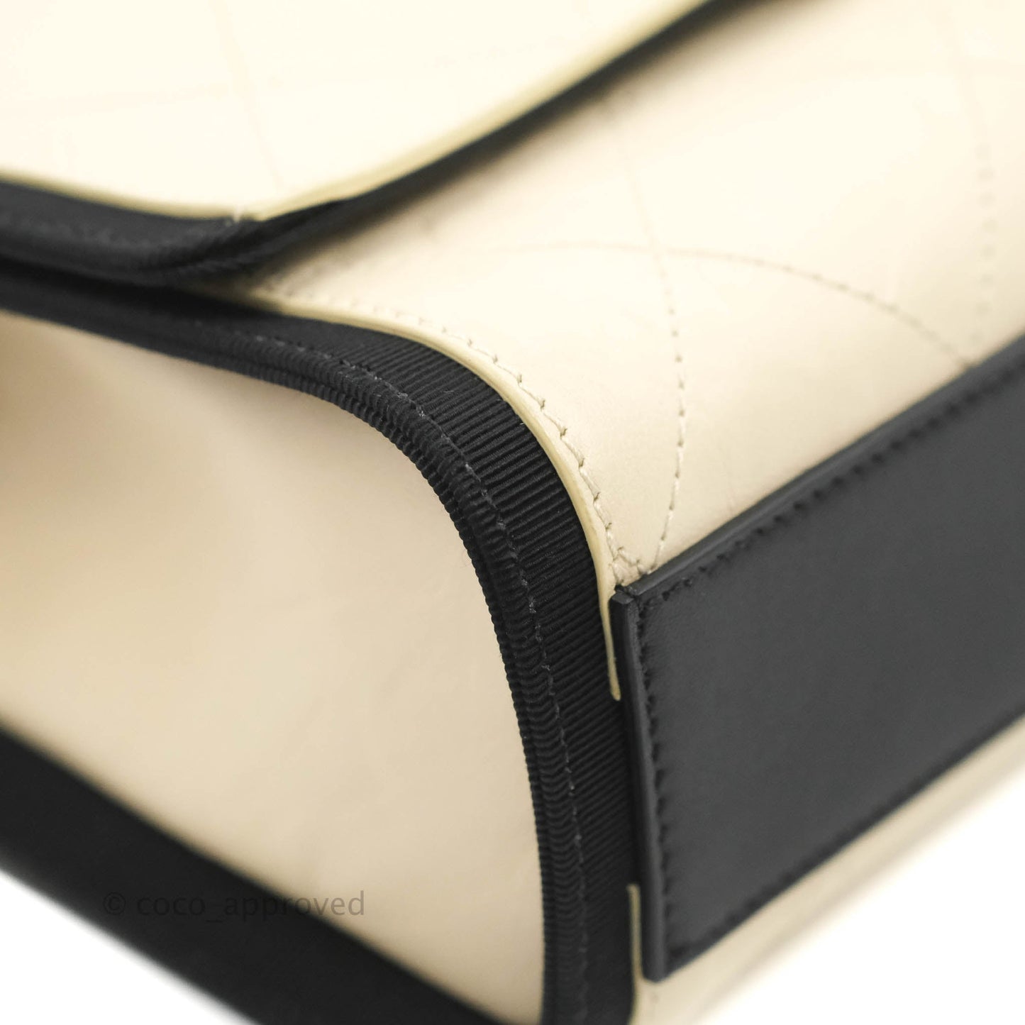 Chanel Flat Quilted Flap Bag Light Beige Grosgrain Ribbon Crumpled Calfskin Silver Hardware 18S