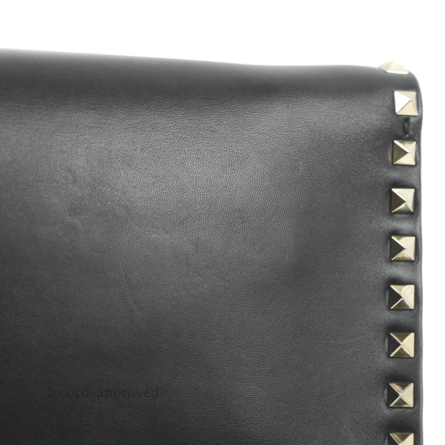 Valentino Nappa Rockstud Wristlet Clutch Black