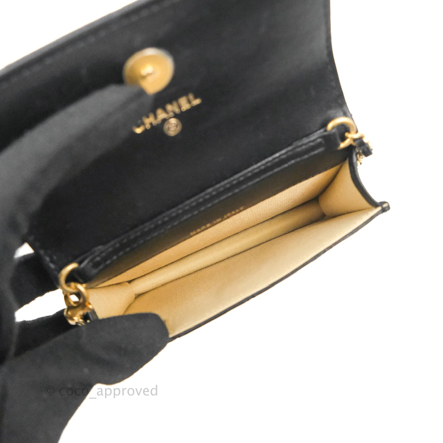 Chanel Pearl Crush Card Holder Black Lambskin Aged Gold Hardware