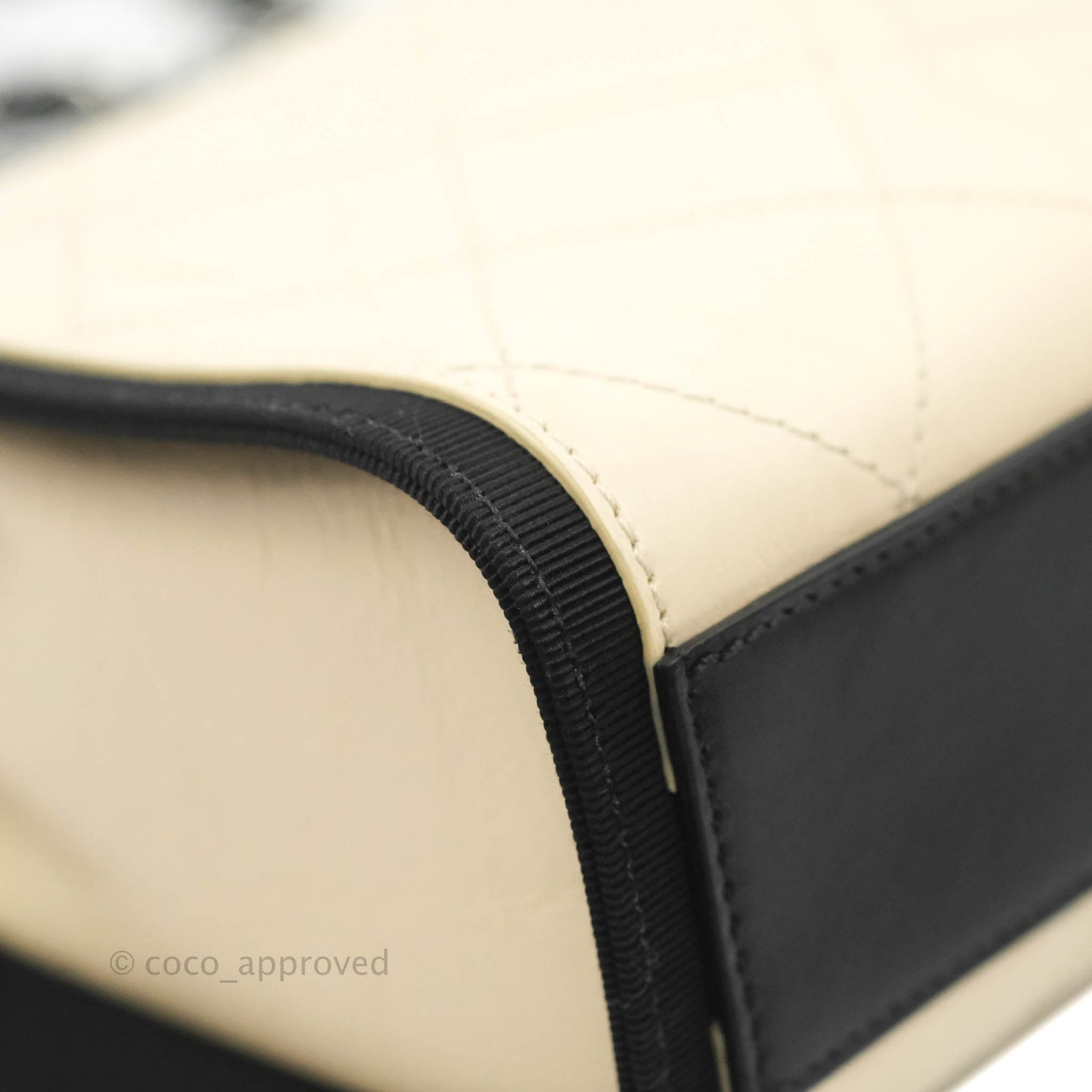 Chanel Flat Quilted Flap Bag Light Beige Grosgrain Ribbon Crumpled Calfskin Silver Hardware 18S
