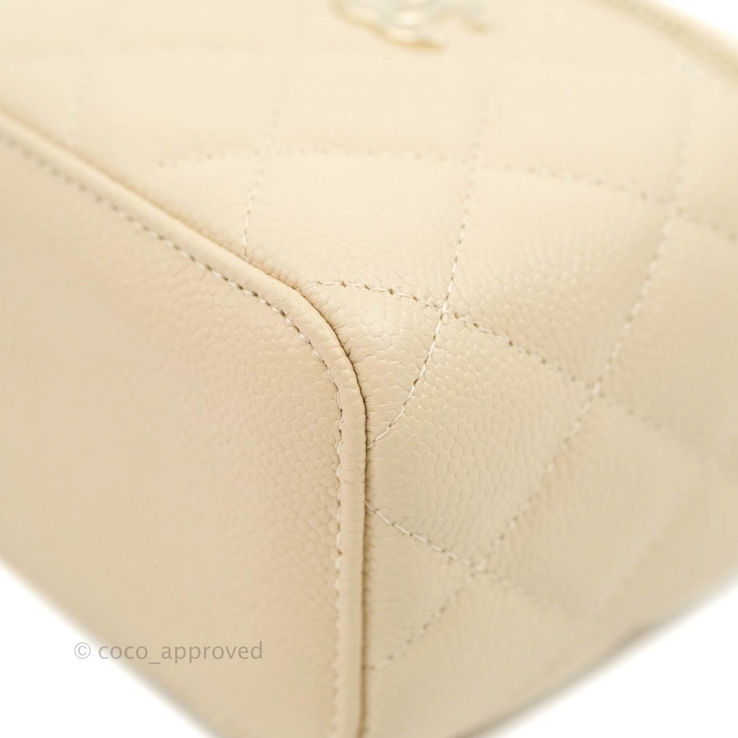 Chanel Classic Mini Vanity With CC Chain Light Beige Caviar Gold Hardware