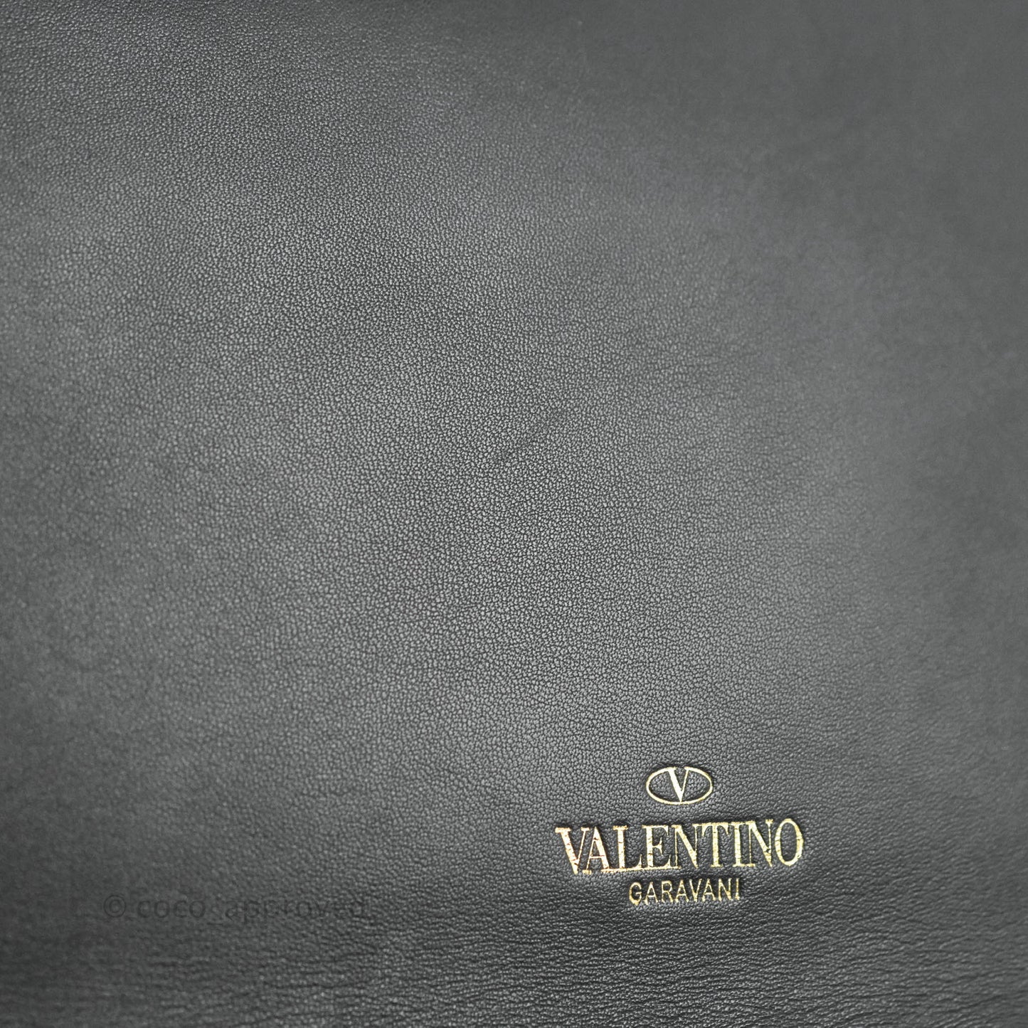 Valentino Nappa Rockstud Wristlet Clutch Black