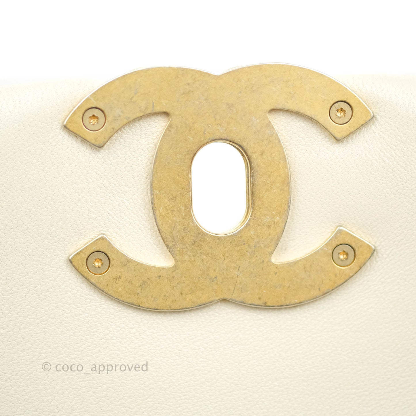 Chanel 19 Small Light Beige Lambskin Mixed Hardware 21C