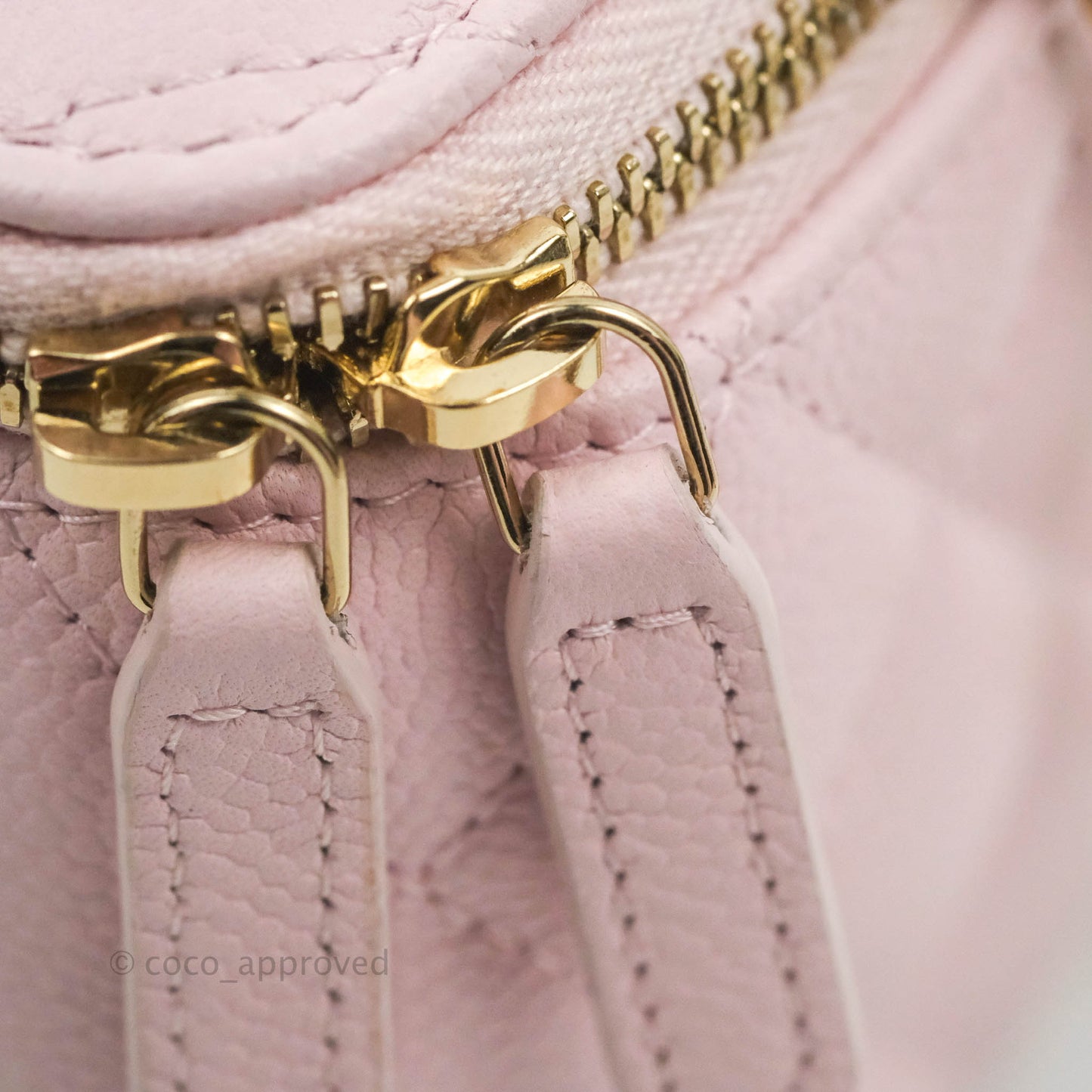 Chanel Vanity with CC Chain Light Pink Caviar Gold Hardware