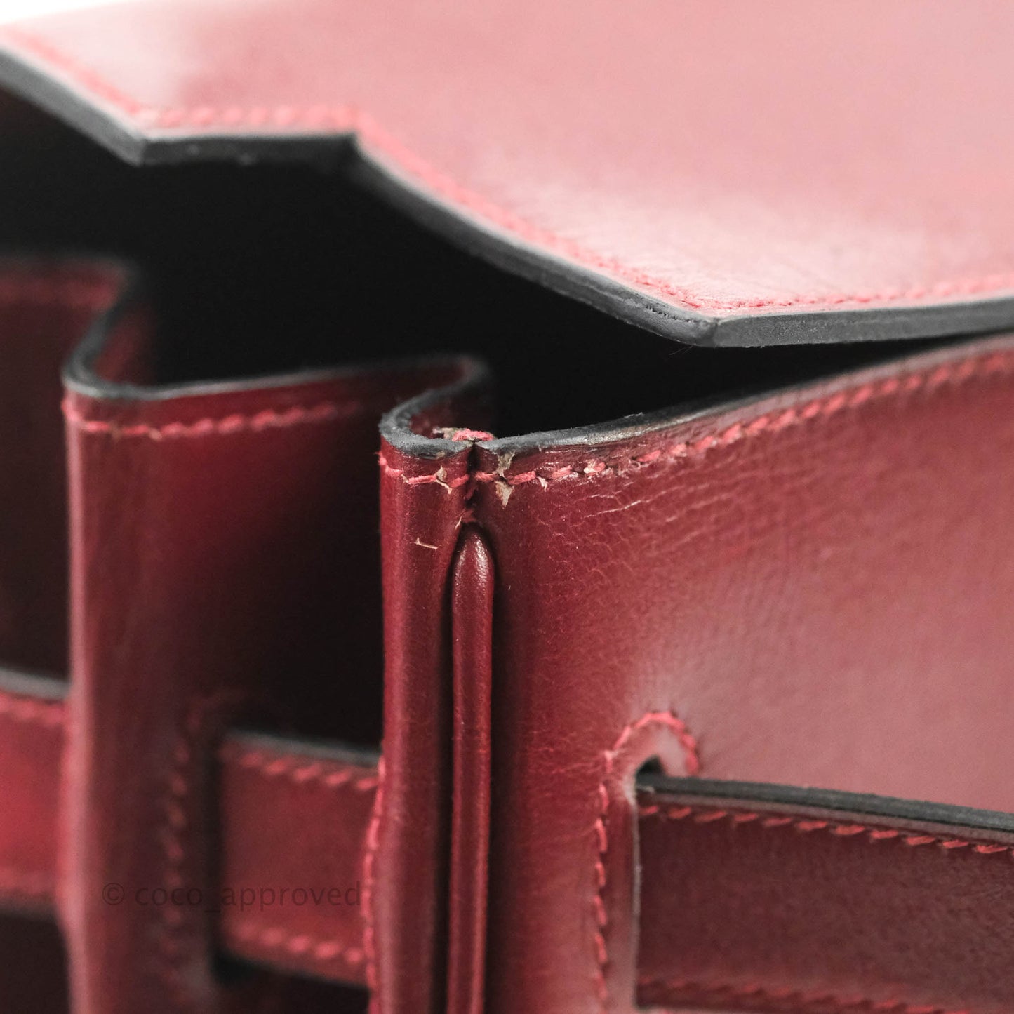 Hermès Vintage Kelly Retourne 32 Dark Red Gold Hardware