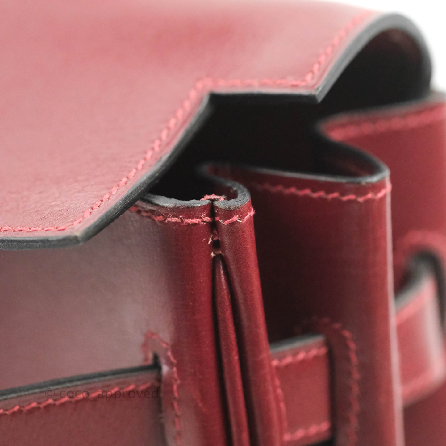 Hermès Vintage Kelly Retourne 32 Dark Red Gold Hardware