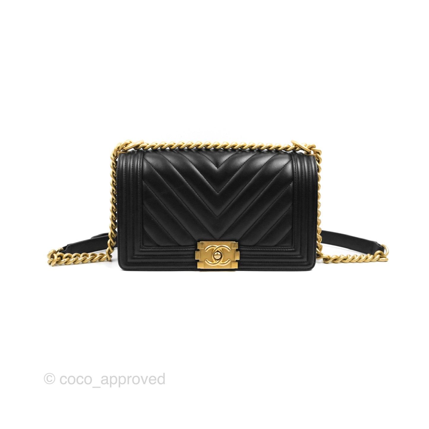 Chanel Chevron Medium Boy Black Calfskin Aged Gold Hardware