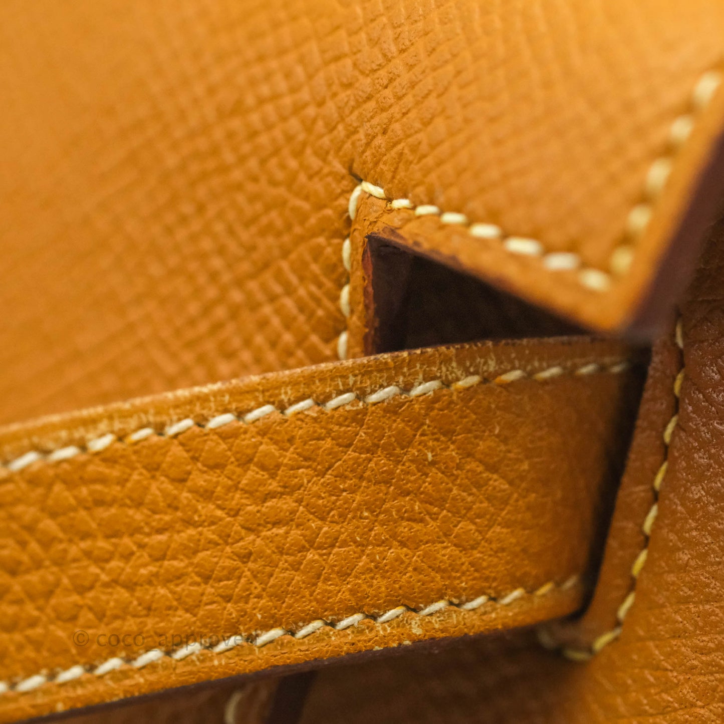 Hermès Vintage Kelly 28 Gold Epsom Gold Hardware