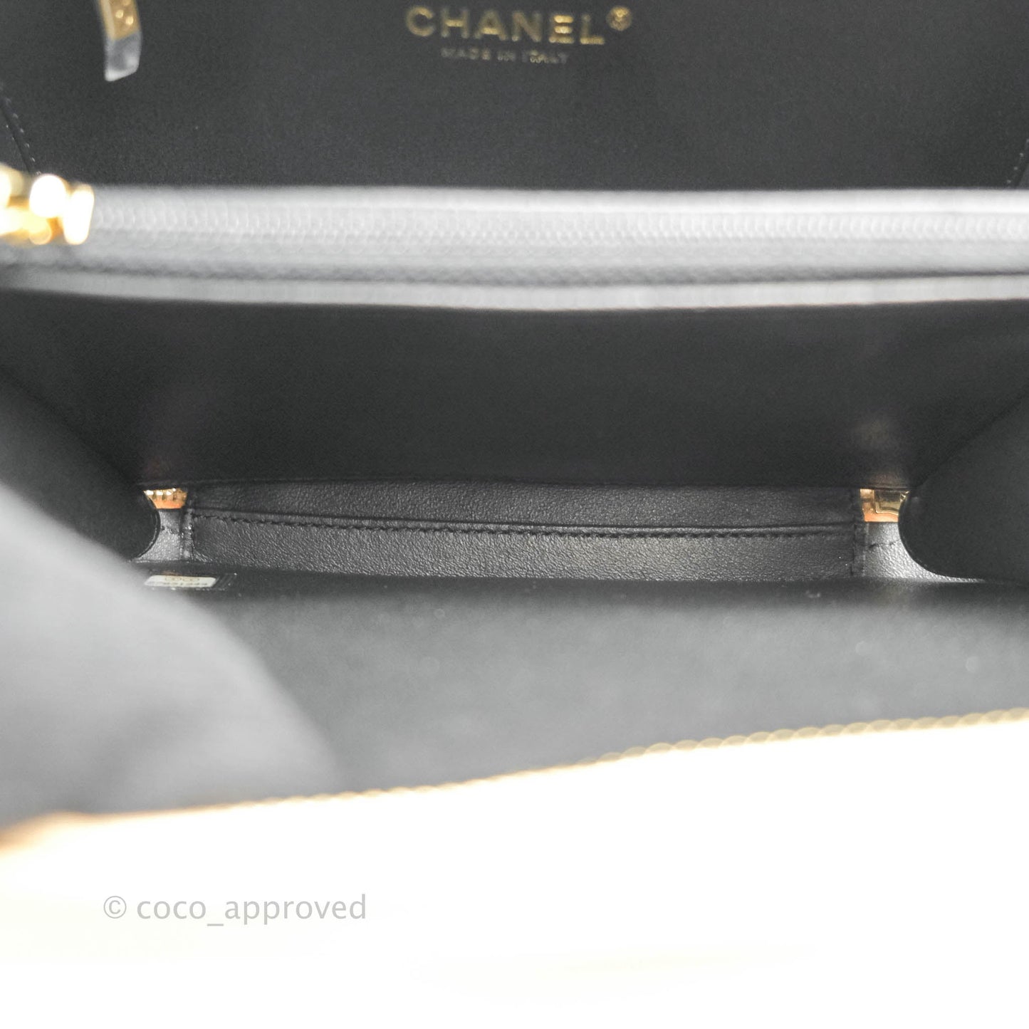 Chanel Quilted Medium CC Filigree Vanity Case Beige Caviar Gold Hardware