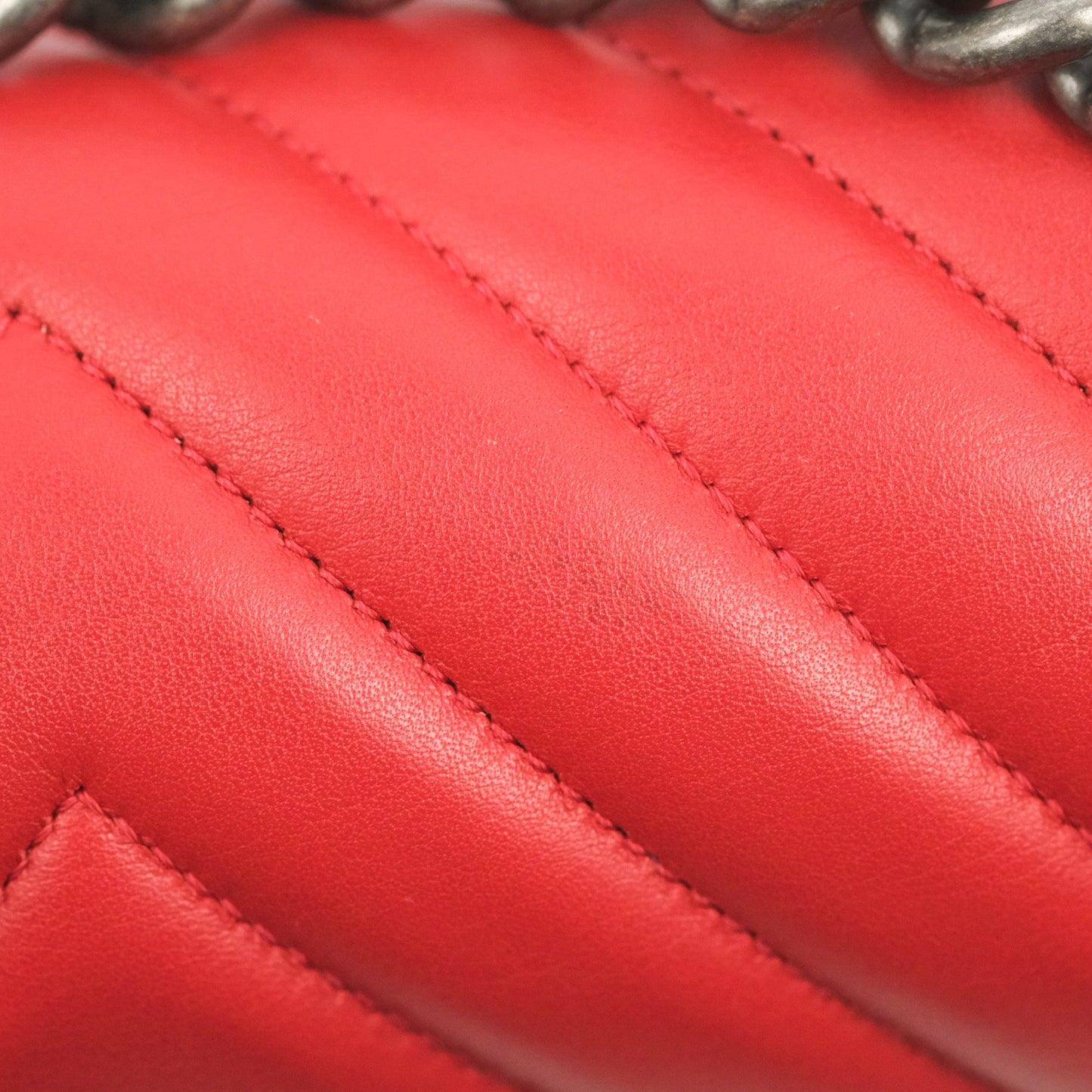 Chanel Medium Boy Chevron Red Calfskin Ruthenium Hardware