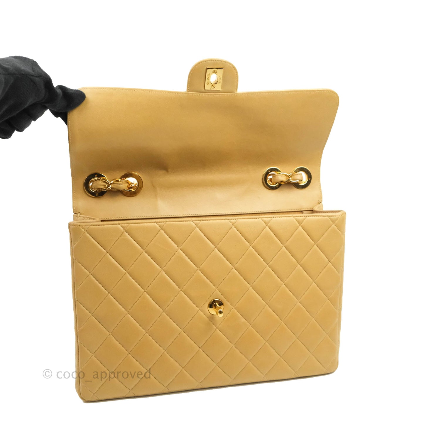 Chanel Classic Vintage Jumbo Single Flap Beige Lambskin Gold Hardware