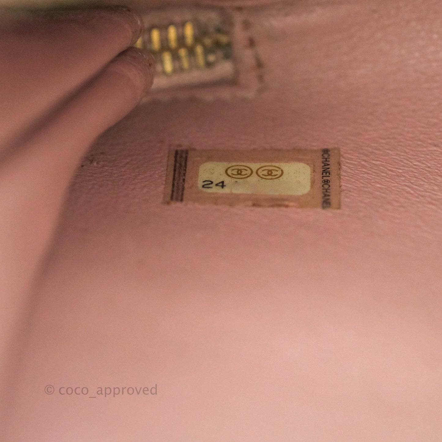 Chanel Quilted Medium Business Affinity Flap Pink Caviar Gold Hardware