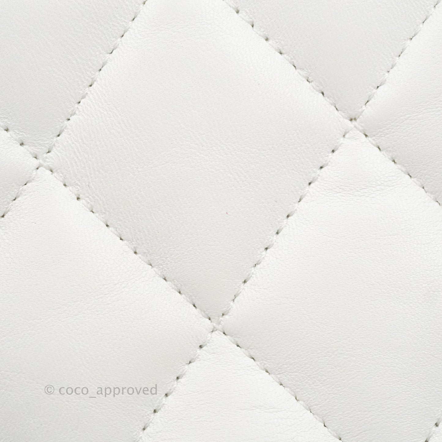 Chanel Small Flap Bag White Lambskin Aged Gold and Lacquered Metal 22S