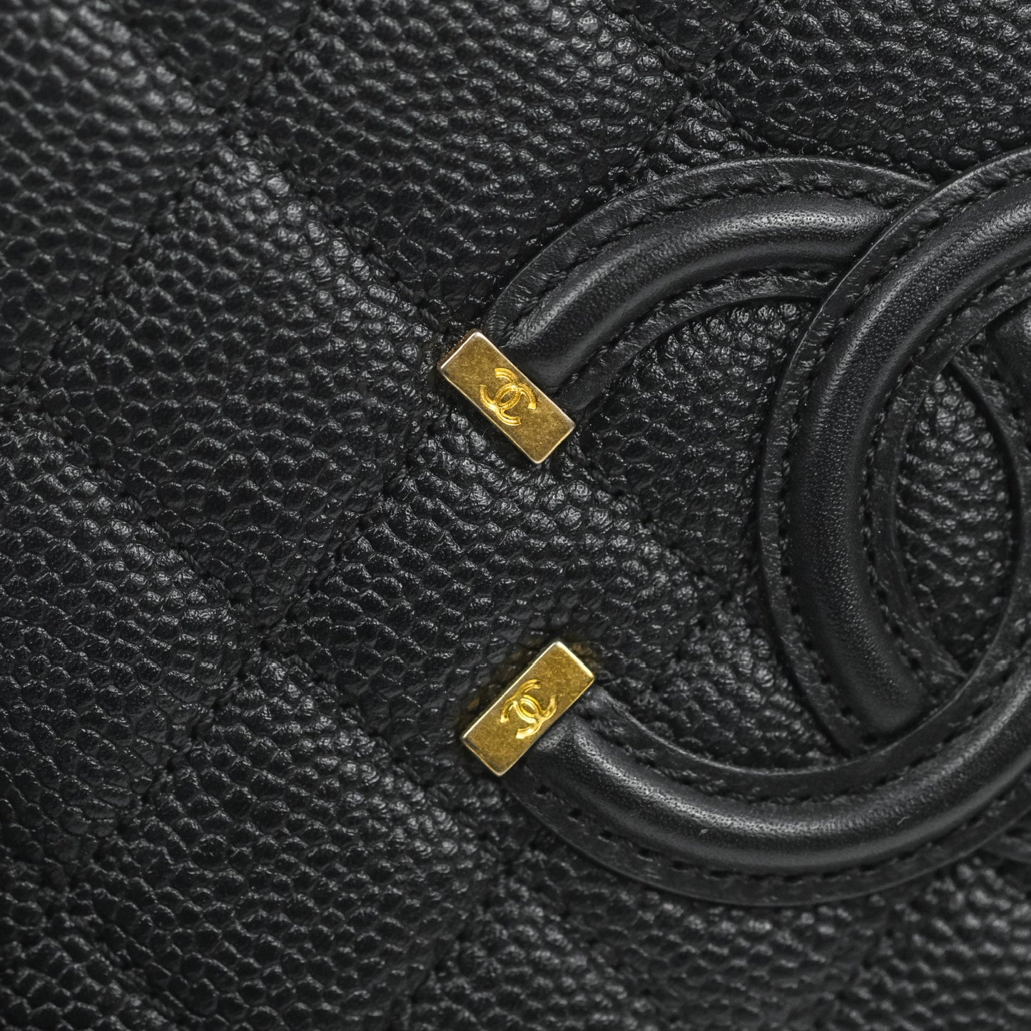 Chanel Quilted Small CC Filigree Vanity Case Black Caviar