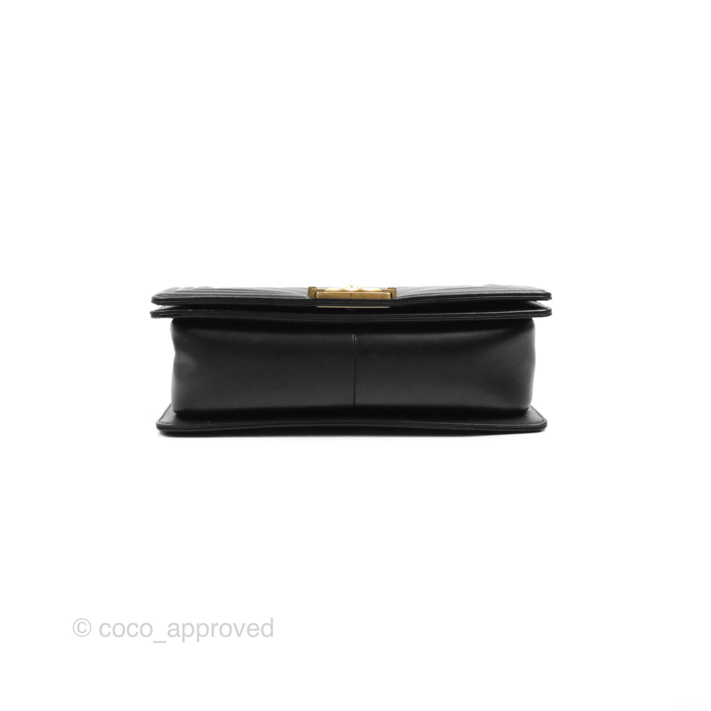 Chanel Chevron Medium Boy Black Calfskin Aged Gold Hardware