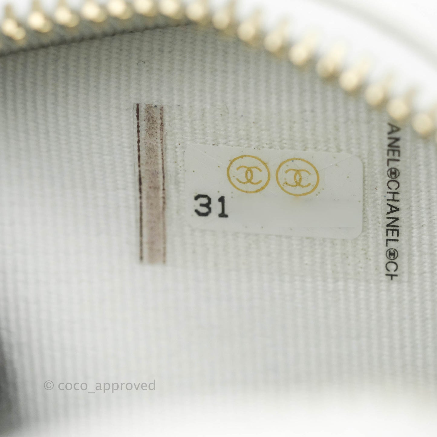 Chanel Small Heart Bag White Lambskin Gold Hardware 22S