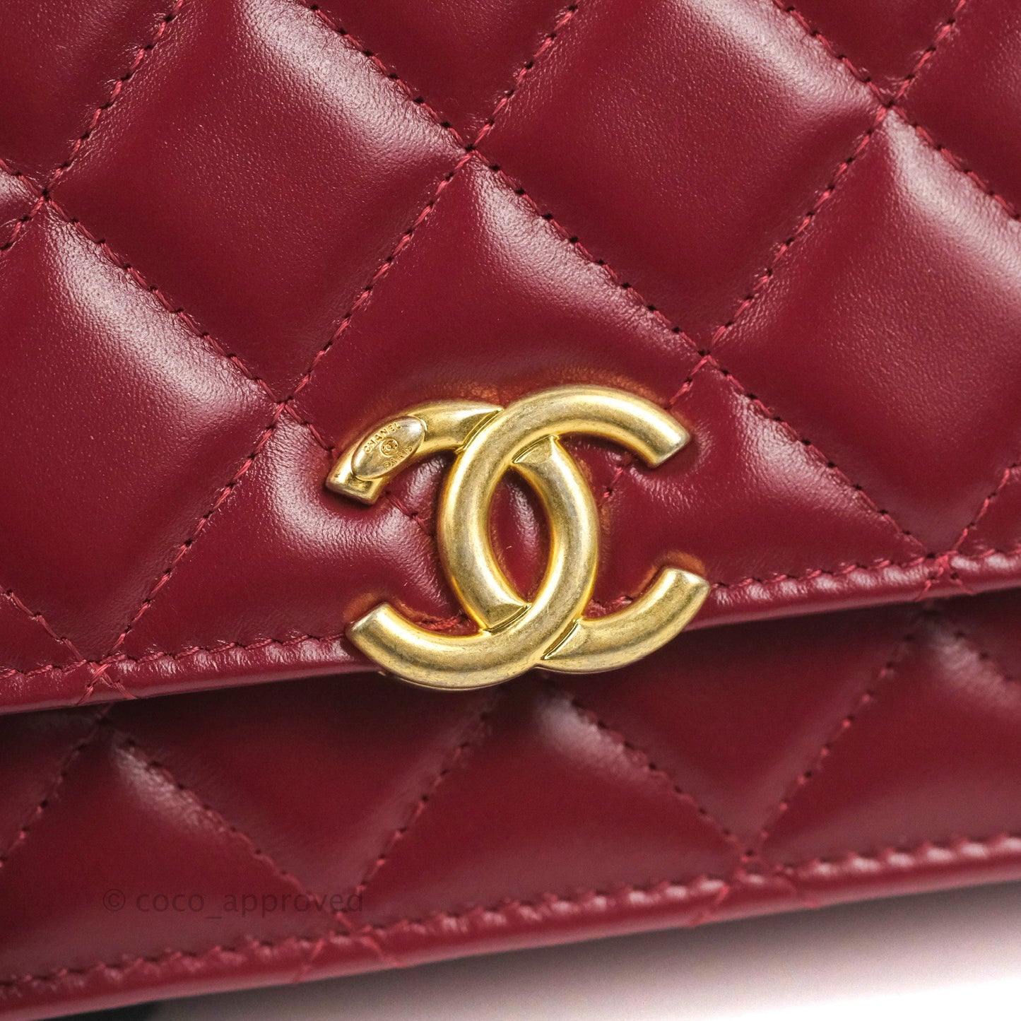 Chanel Quilted Perfect Fit Adjustable Wallet On Chain WOC Burgundy Calfskin Aged Gold Hardware