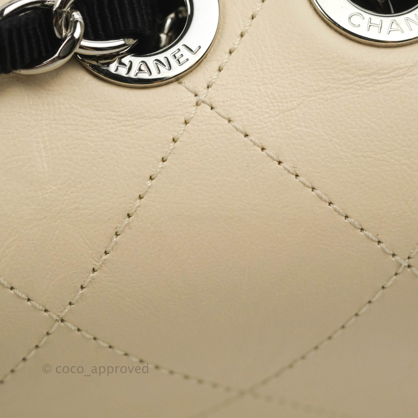 Chanel Flat Quilted Flap Bag Light Beige Grosgrain Ribbon Crumpled Calfskin Silver Hardware 18S