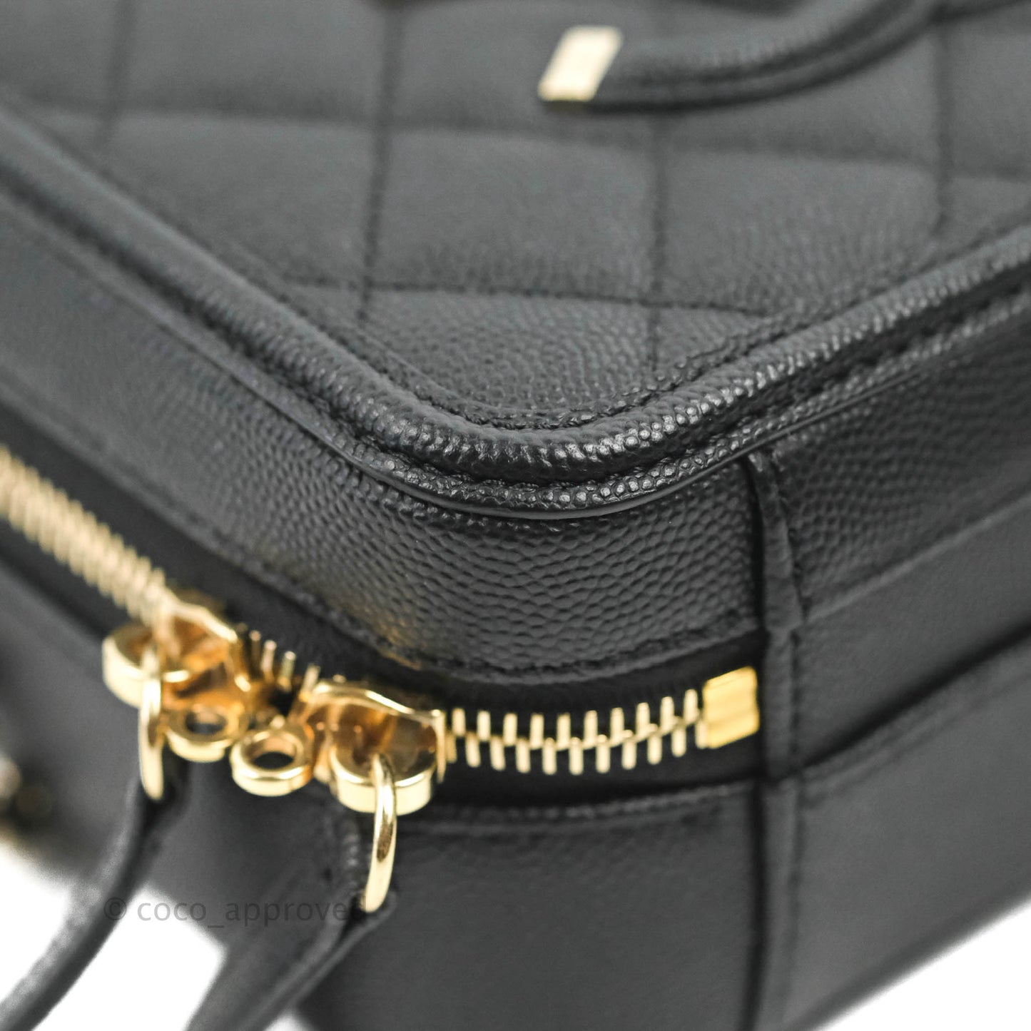 Chanel Quilted Small CC Filigree Vanity Case Black Caviar Gold Hardware