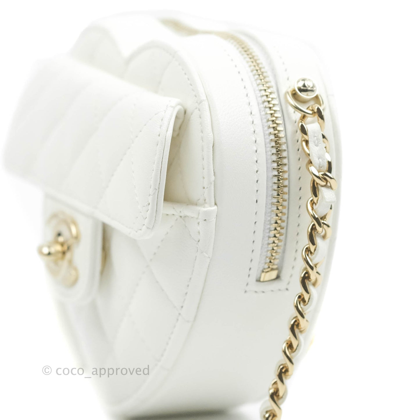 Chanel Small Heart Bag White Lambskin Gold Hardware 22S