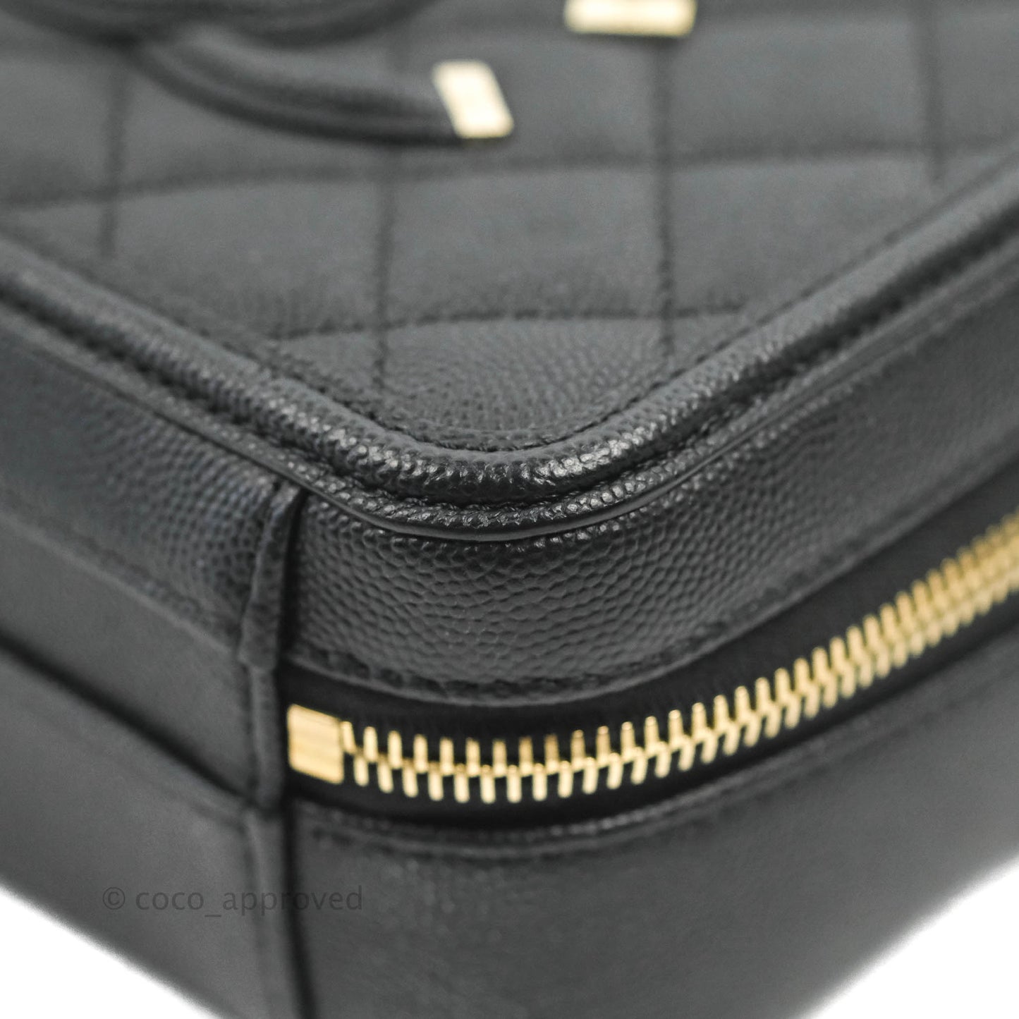 Chanel Quilted Small CC Filigree Vanity Case Black Caviar Gold Hardware