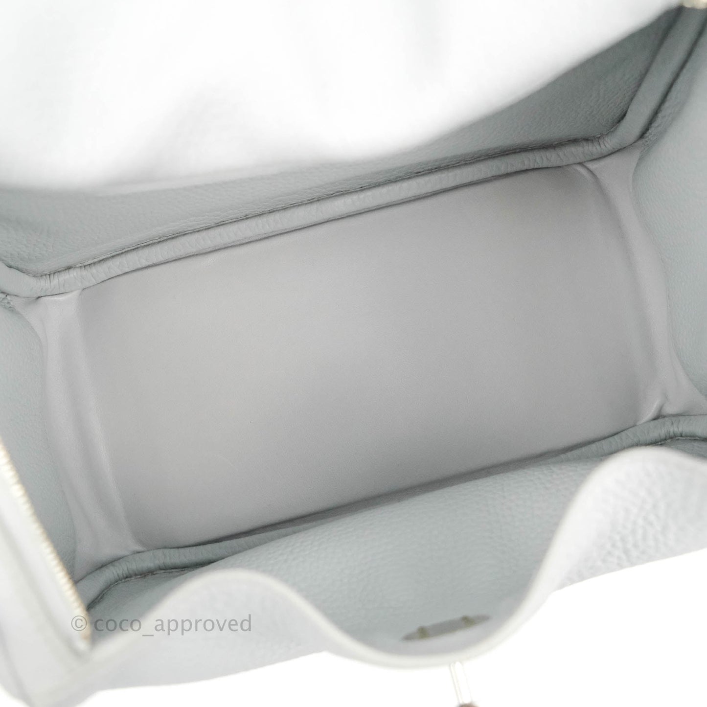 Hermès Lindy 26 Blue Glacier 8U Taurillon Clemence Palladium Hardware