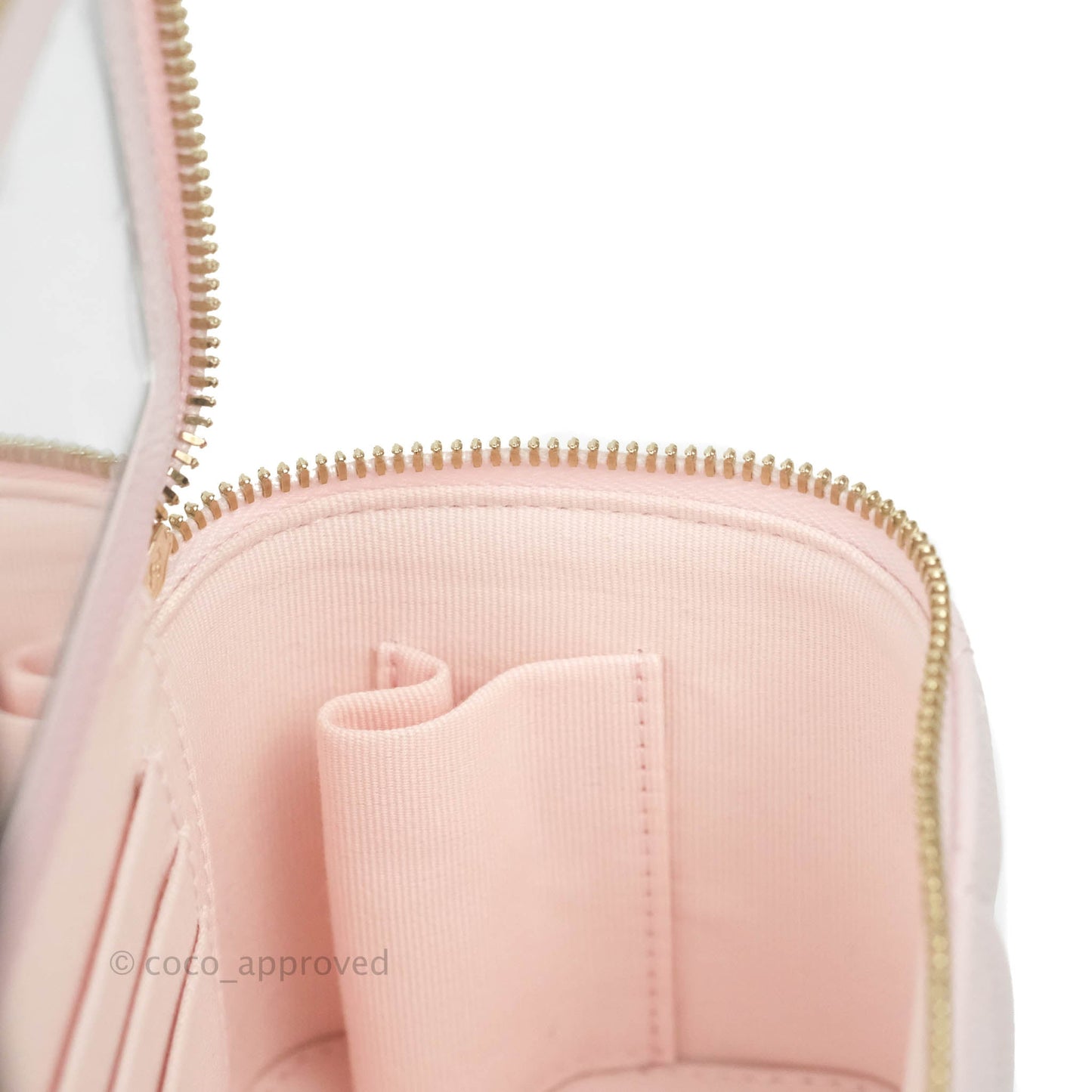 Chanel Vanity with CC Chain Light Pink Caviar Gold Hardware