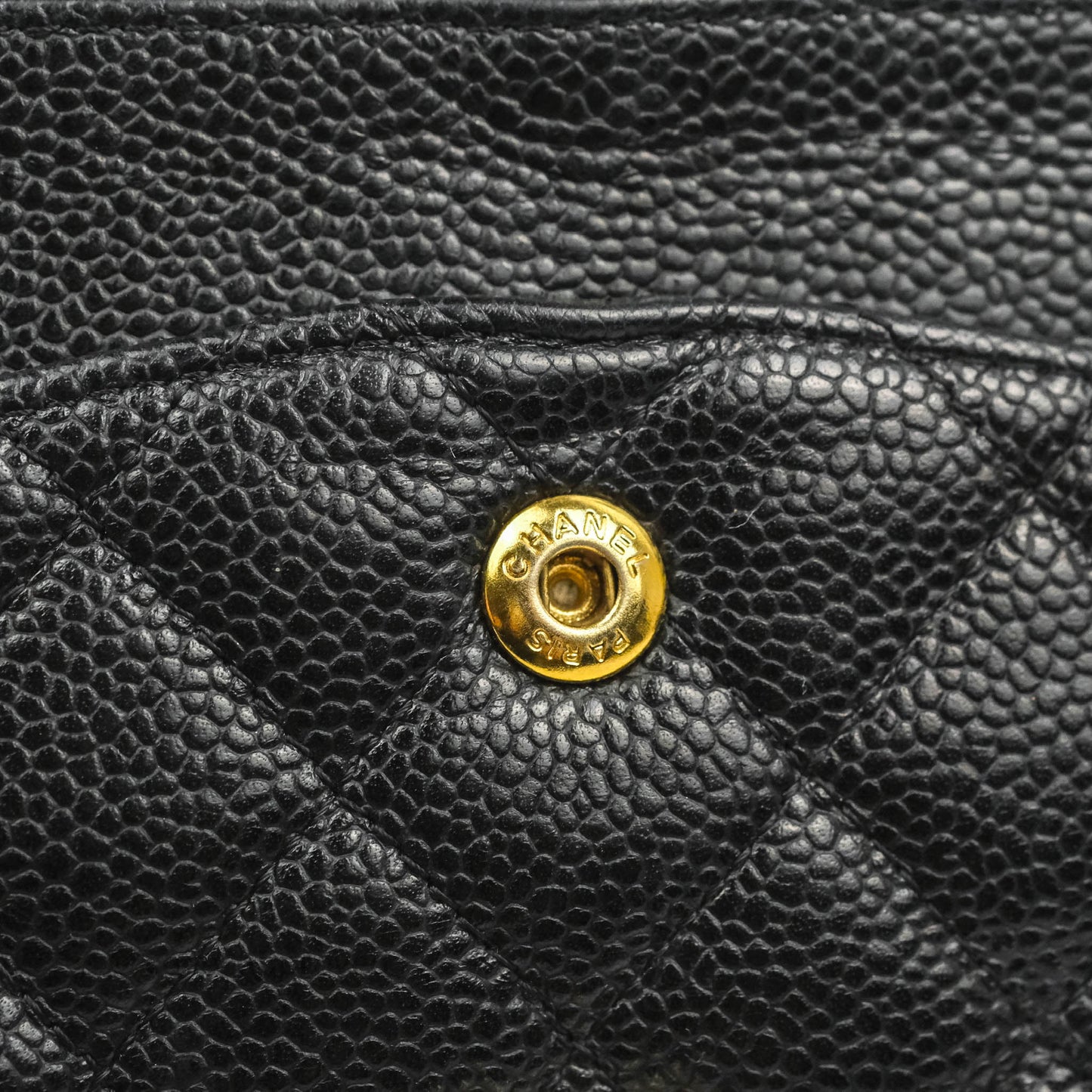 Chanel Classic M/L Medium Flap Quilted Black Caviar Gold Hardware