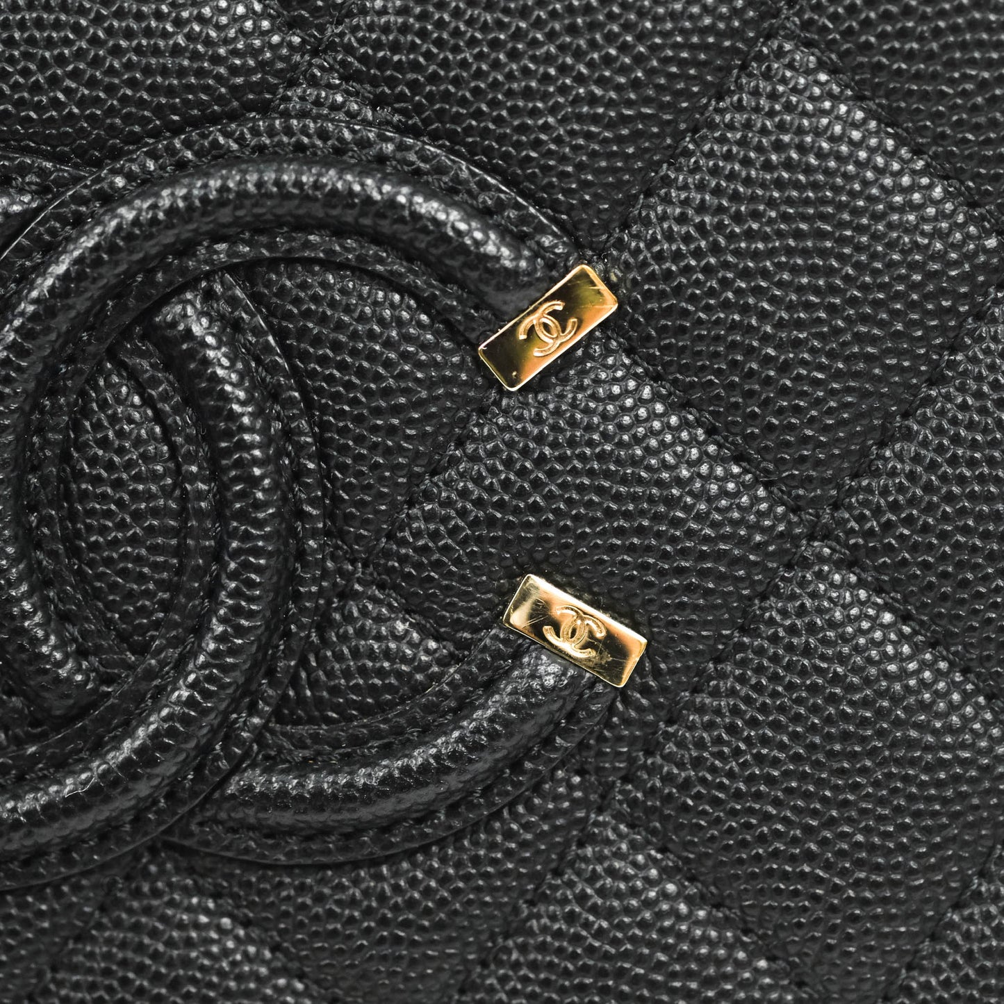 Chanel Quilted Small CC Filigree Vanity Case Black Caviar Gold Hardware