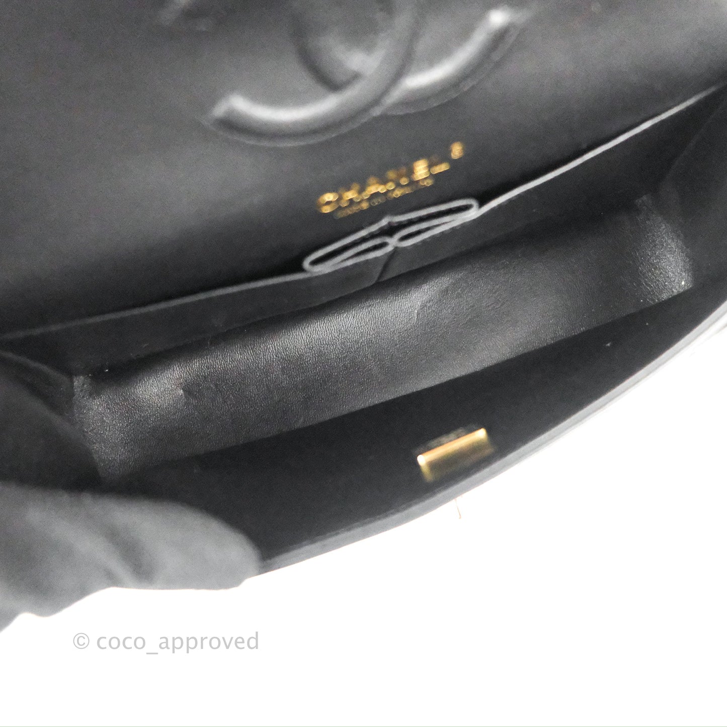 Chanel Classic M/L Medium Flap Black Lambskin Rose Pink-Gold Hardware