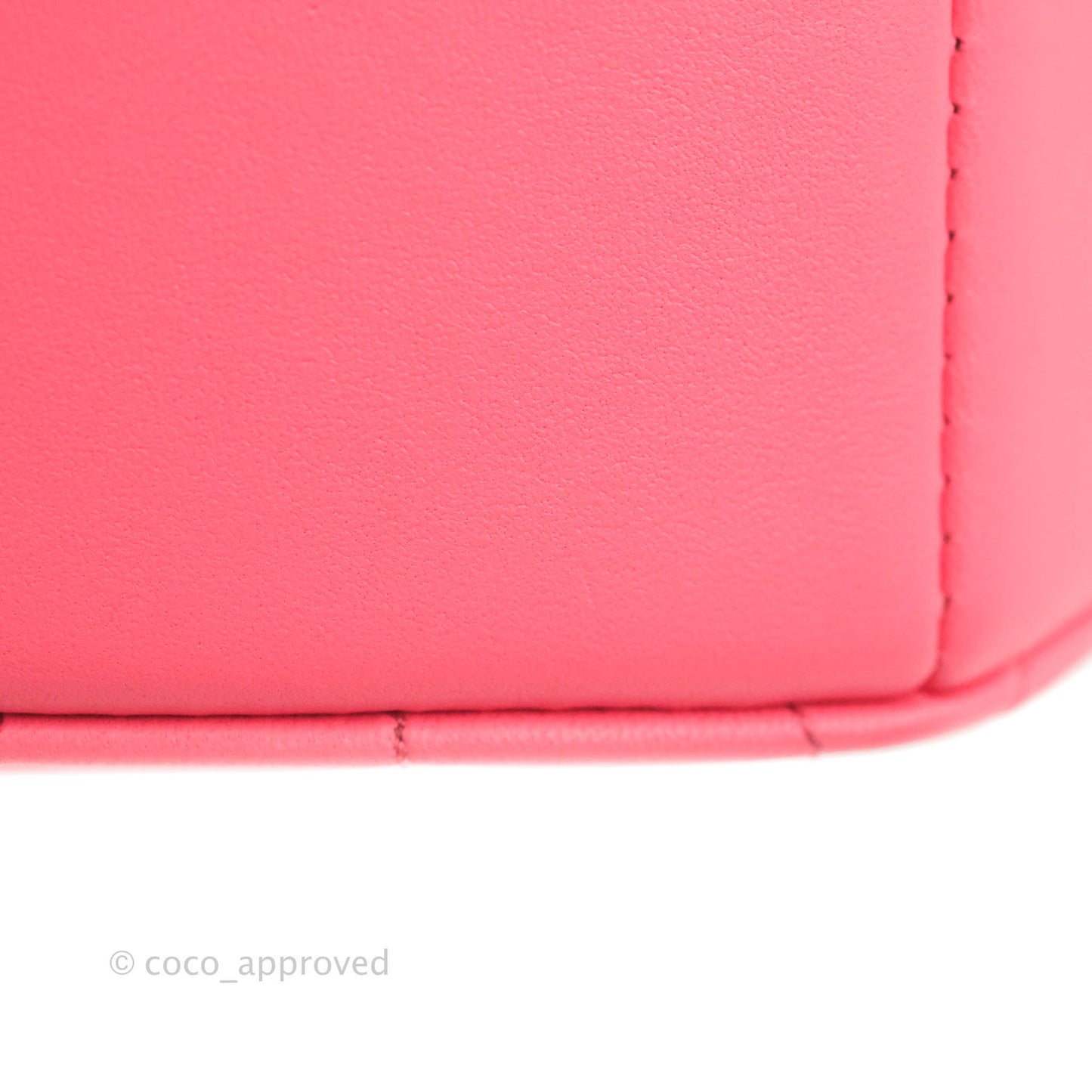 Chanel Large Heart Bag Pink Lambskin Gold Hardware 22S