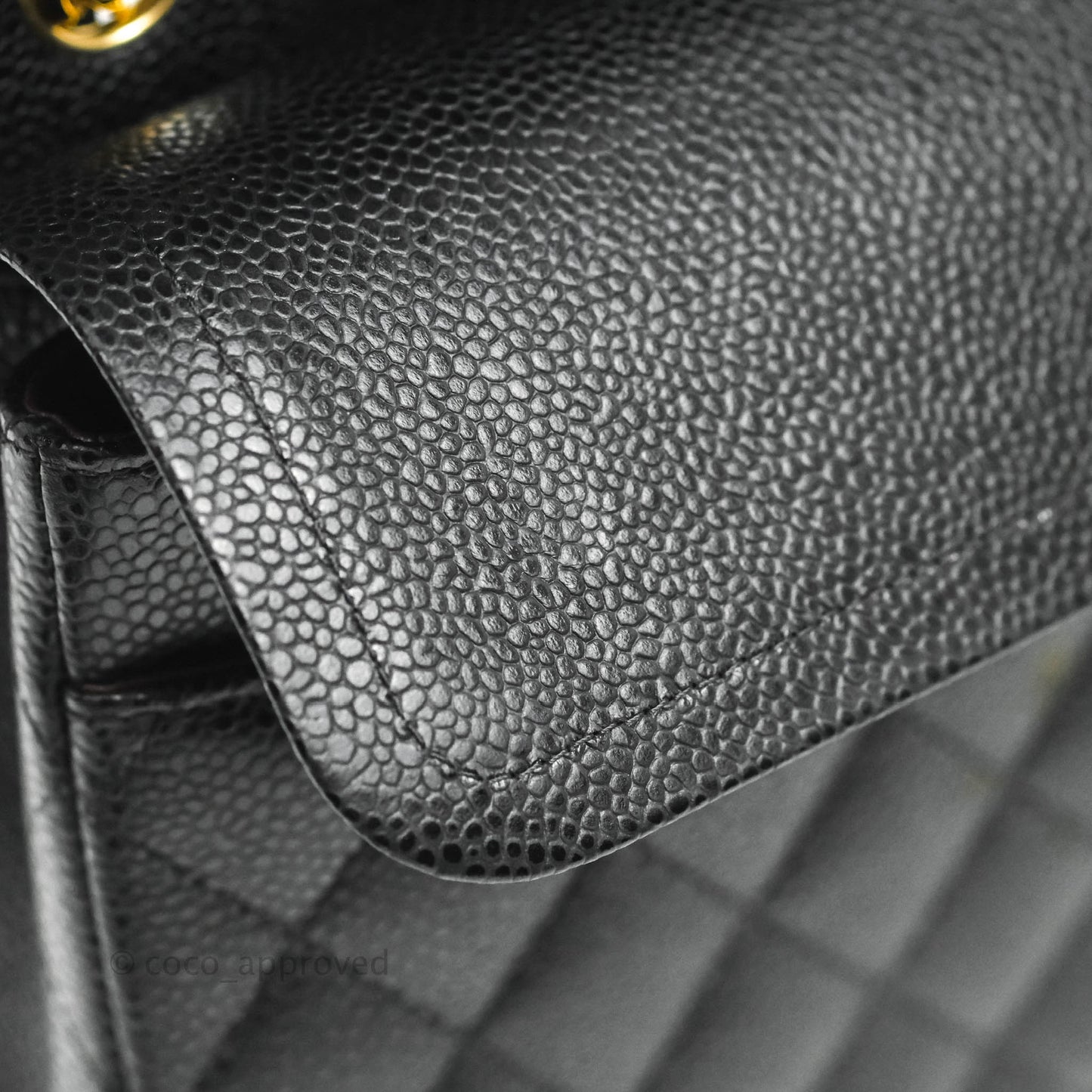Chanel Classic M/L Medium Flap Quilted Black Caviar Gold Hardware
