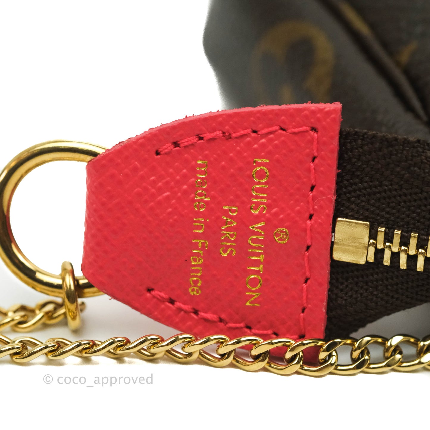 Louis Vuitton Mini Pochette Accessories⁣ Monogram Christmas London Edition 2021