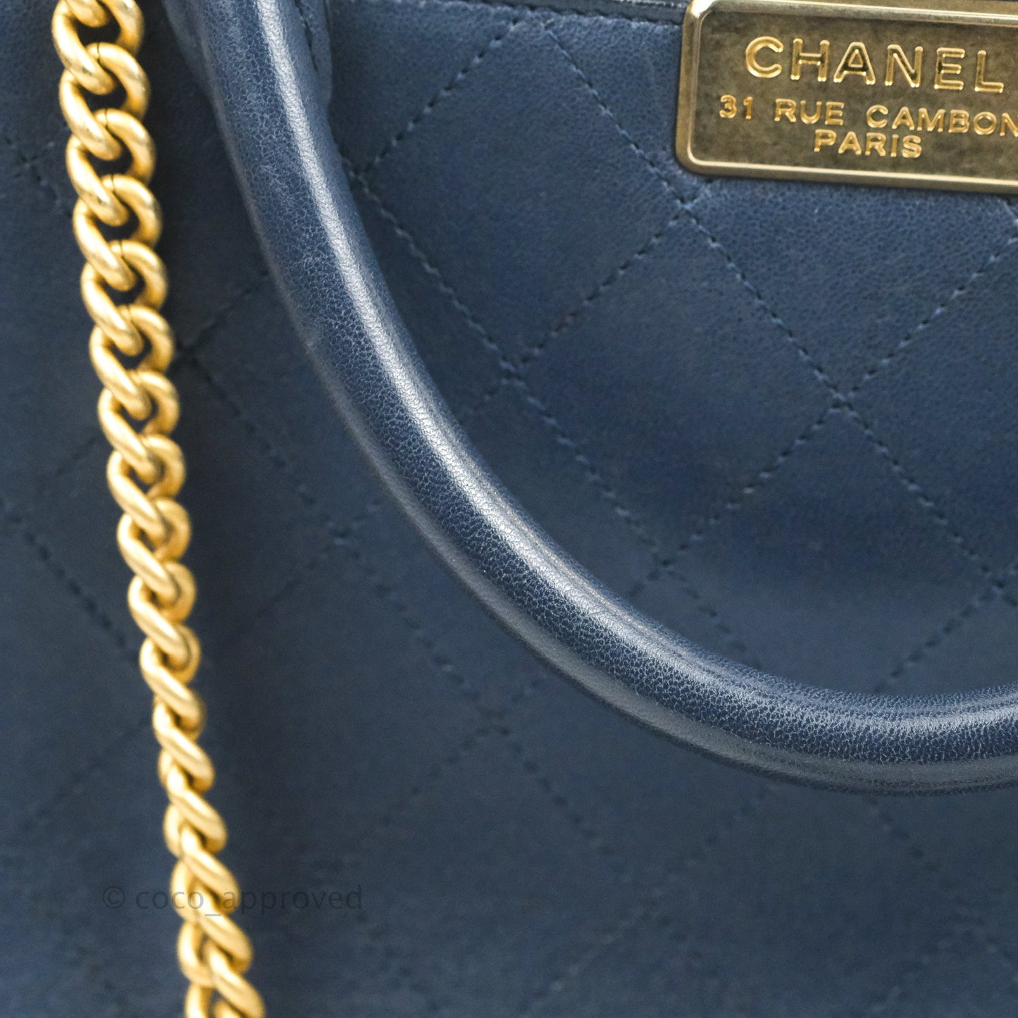 Chanel Flat Quilted Coco Luxe Large Shopping Bag Navy Aged Gold Hardware 18P