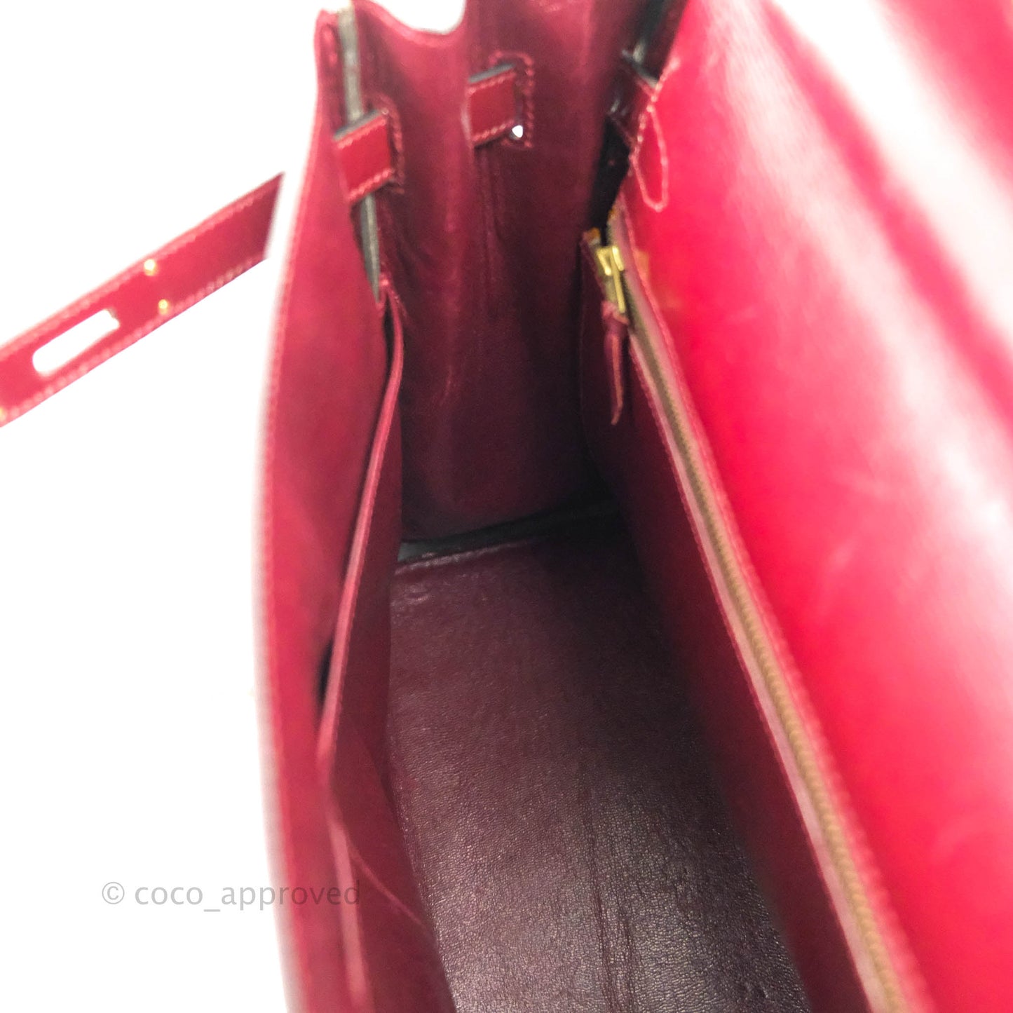 Hermès Vintage Kelly Retourne 32 Dark Red Gold Hardware