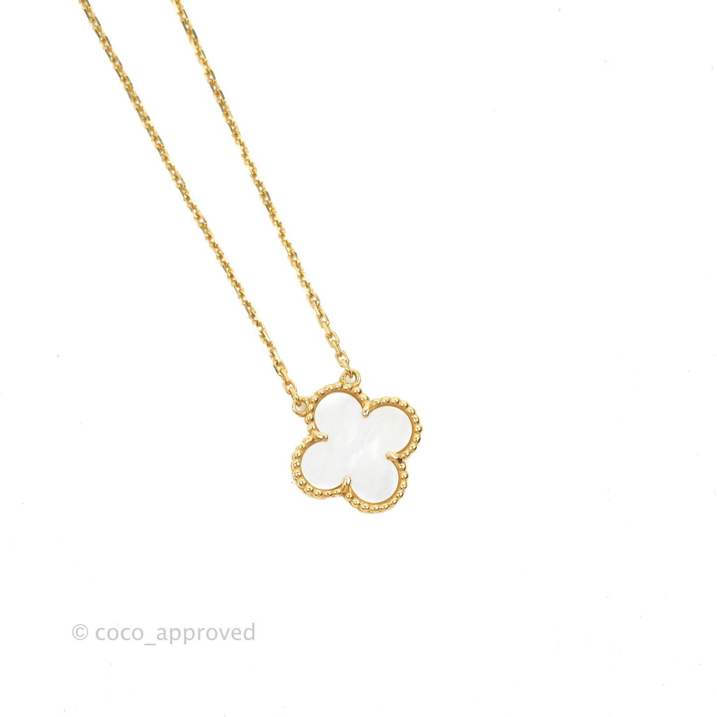 Van Cleef & Arpels Vintage Alhambra Pendant White Mother-of-pearl Yellow Gold