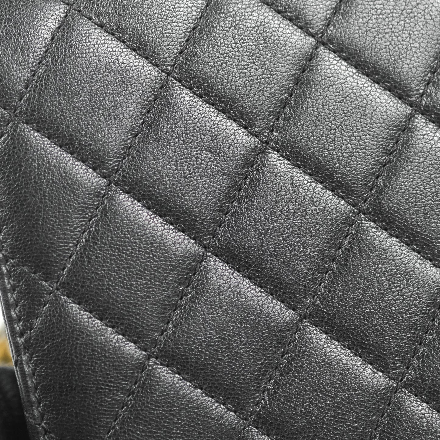 Chanel Quilted Chic Pearls Flap Black Goatskin Aged Gold Hardware