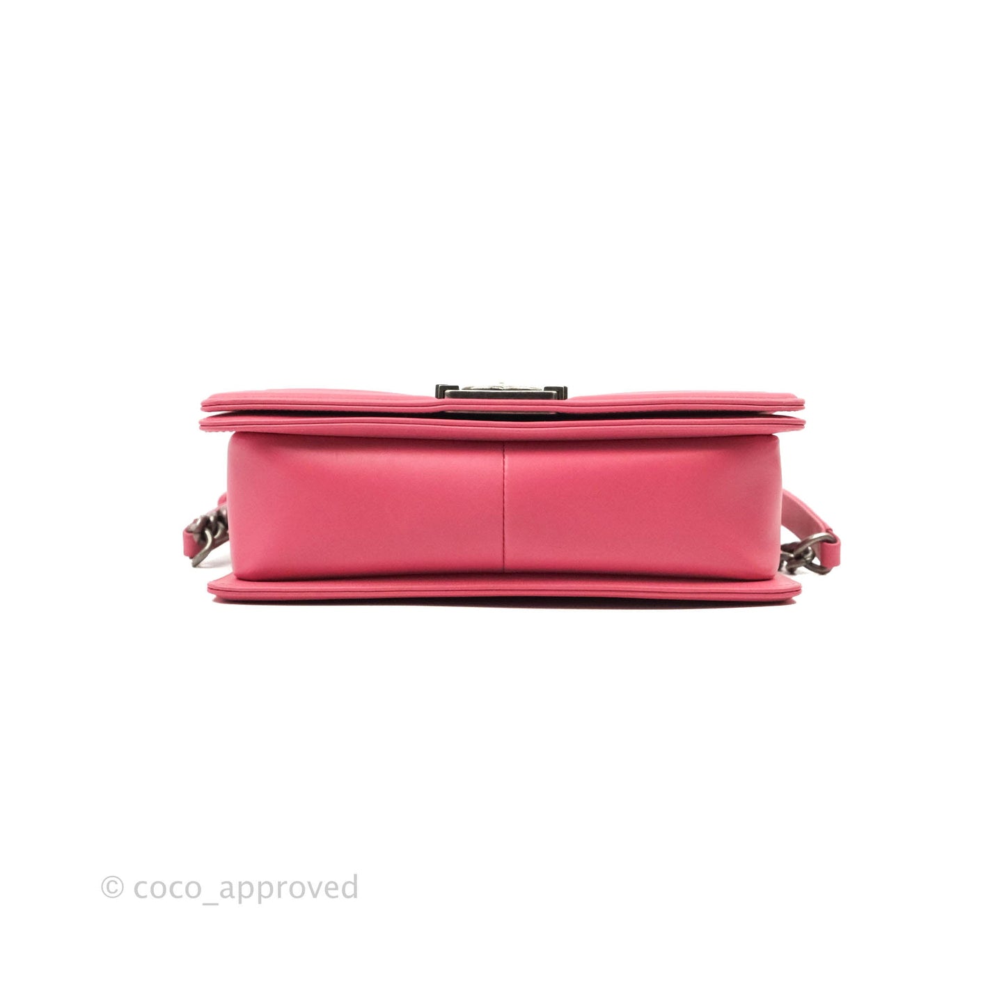 Chanel Medium Boy Chevron Pink Calfskin Ruthenium Hardware