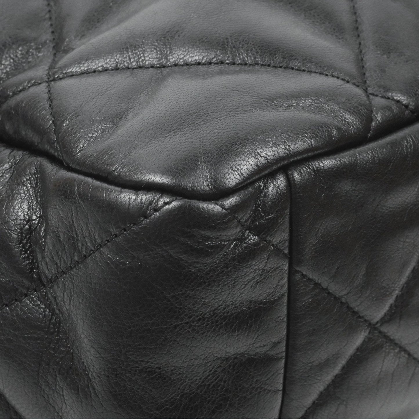Chanel 19 Maxi Flap Bag Black Goatskin Mixed Hardware
