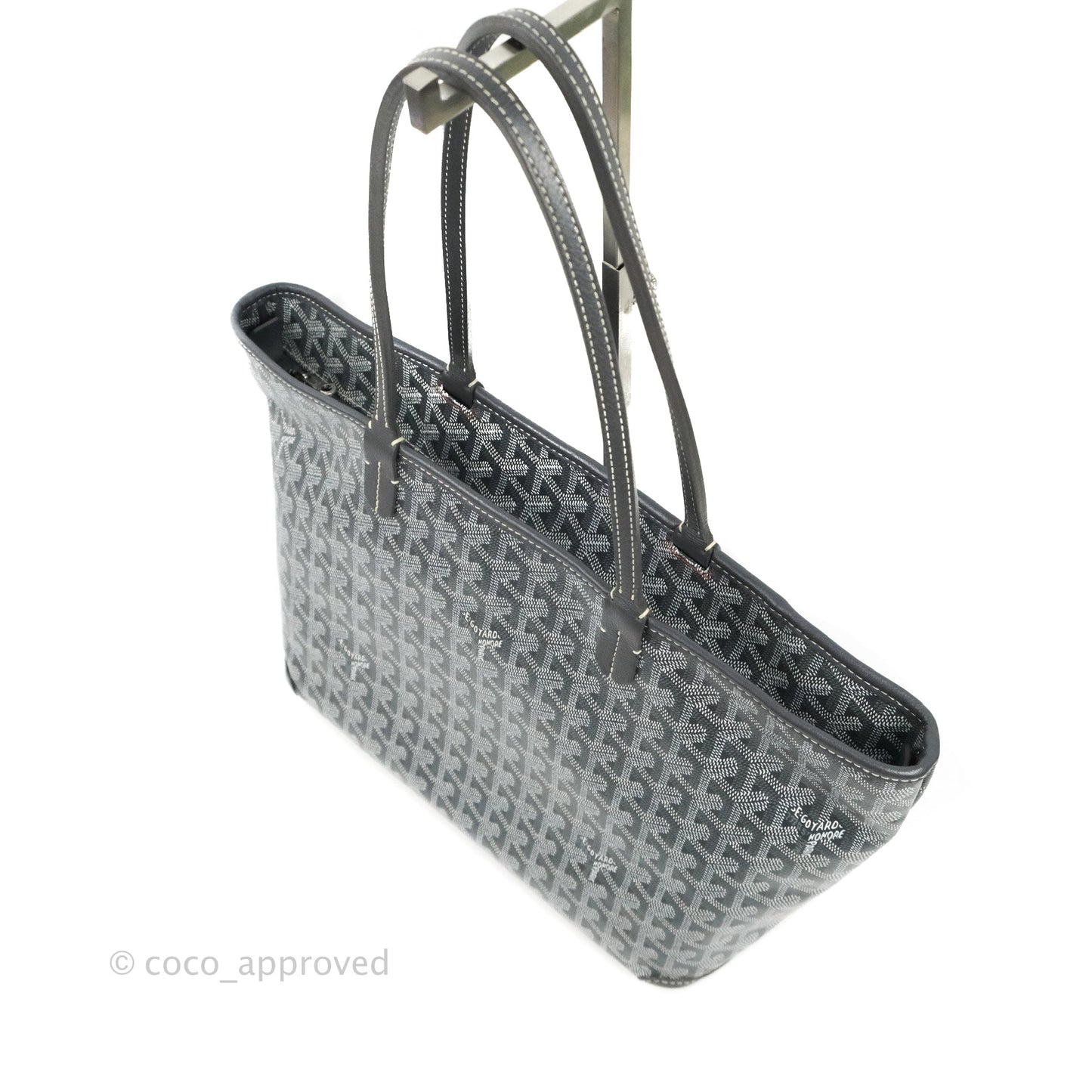 Goyard Artois Grey Goyardine Canvas PM⁣⁣⁣⁣⁣⁣⁣⁣⁣⁣⁣⁣⁣⁣⁣⁣⁣⁣⁣⁣